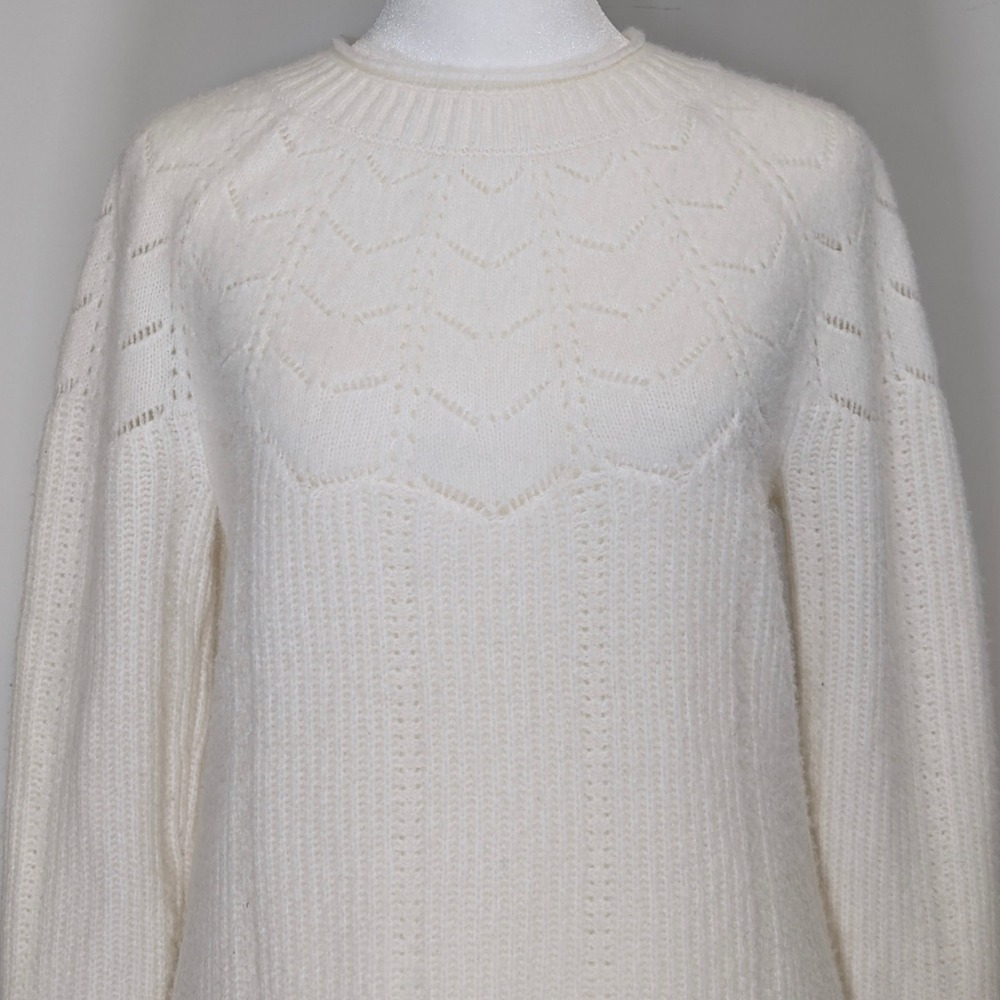 Talbots Cream Off White Textured Crew Neck Chevron Knit Minimalist Sweater Small